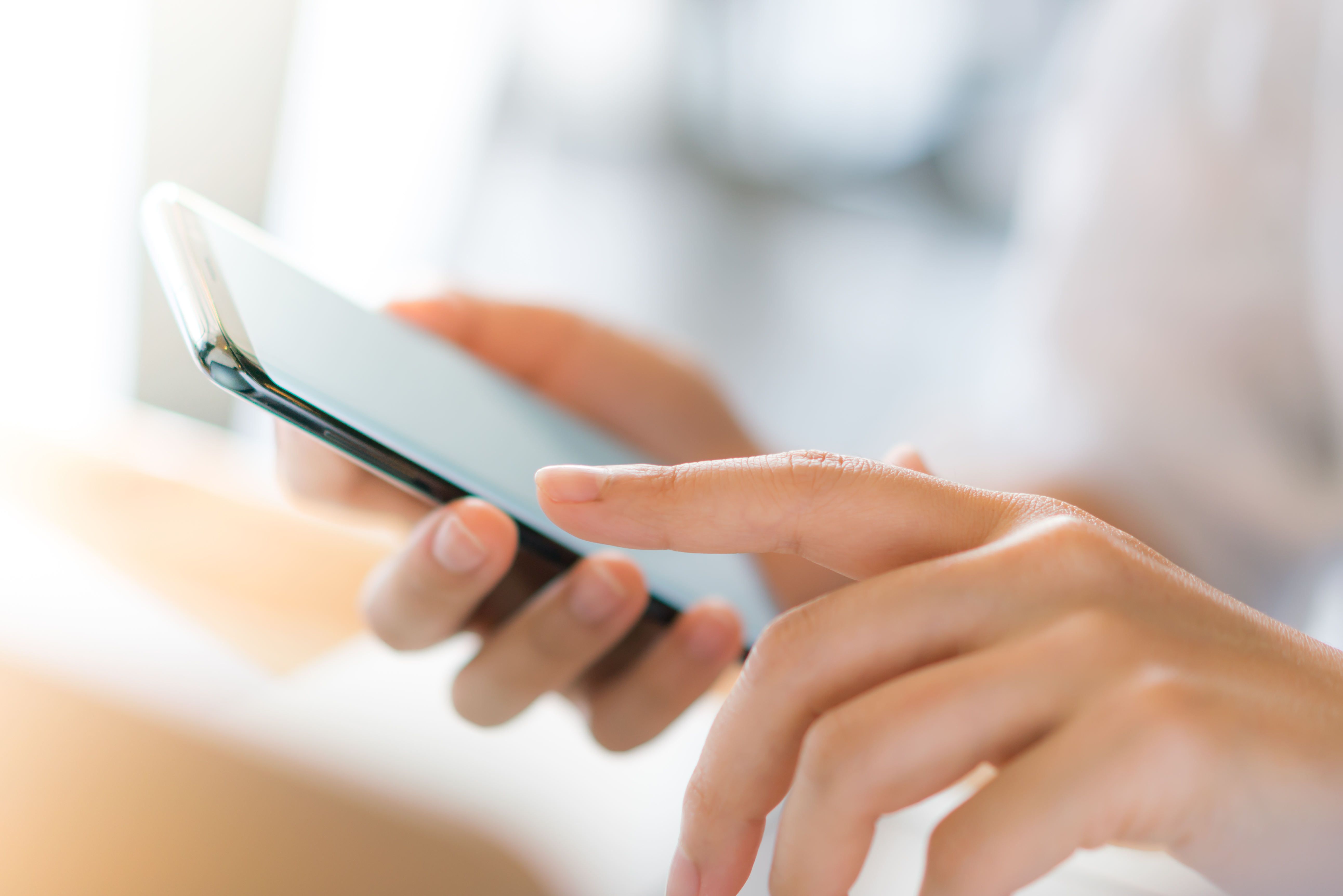 Useful apps for yacht crew and captains at work by SCS Yachting